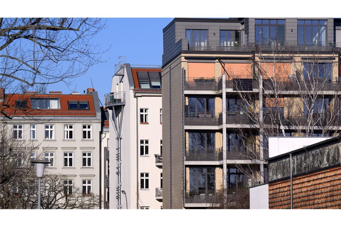 Großstadt-Mieten steigen trotz Preisbremse deutlich Besonders in Berlin sind die im Internet angebotenen Mieten in die Höhe geschossen. (Illustration)
