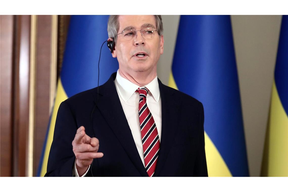 USA: Rohstoffdeal mit Ukraine ohne militärische Garantien Bessent ist zuversichtlich, dass die Ukraine bald in die Vereinbarung einwilligen wird. (Archivbild)