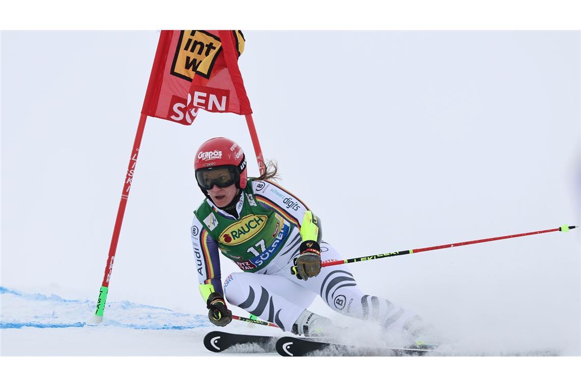 Beste Deutsche beim Alpin-Auftakt in Sölden: Lena Dürr.