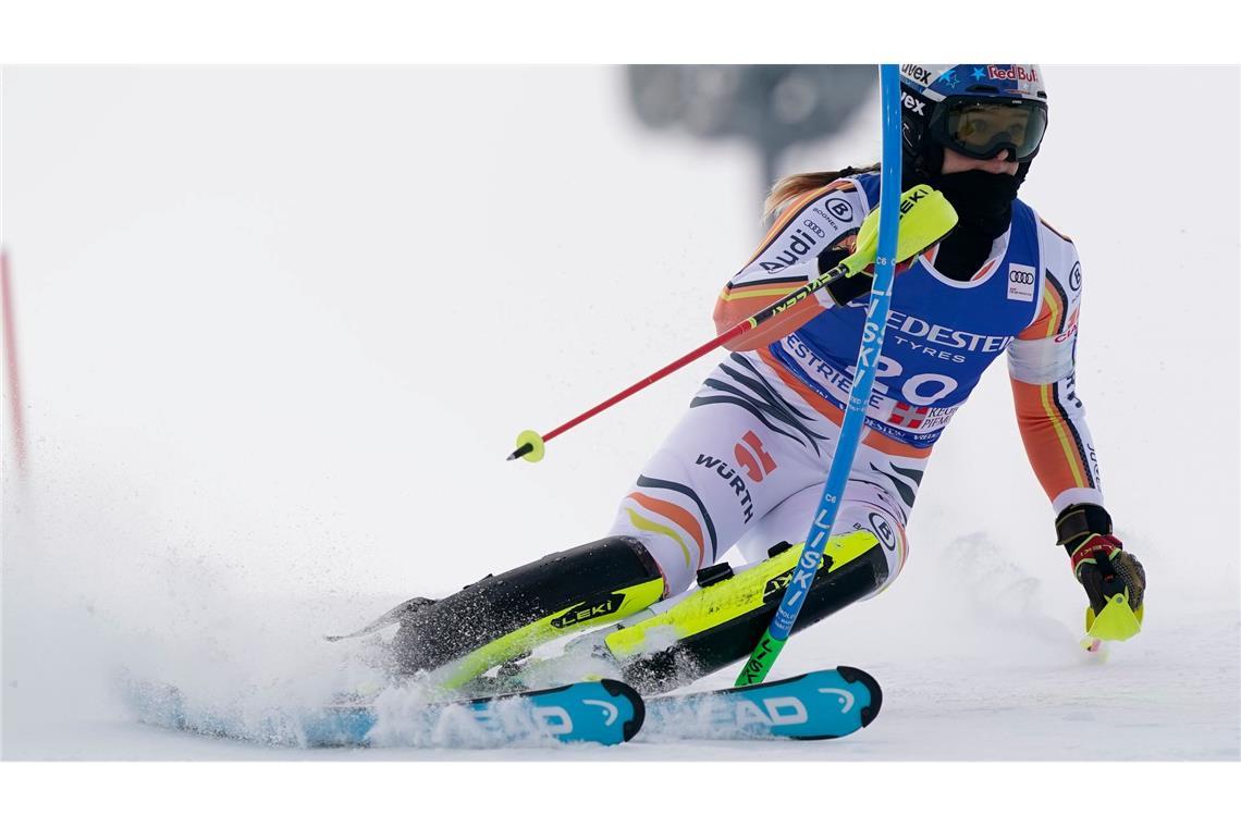 100 Weltcup-Siege: Nächster Meilenstein für Skistar Shiffrin Beste Deutsche im Slalom von Sestriere: Emma Aicher.