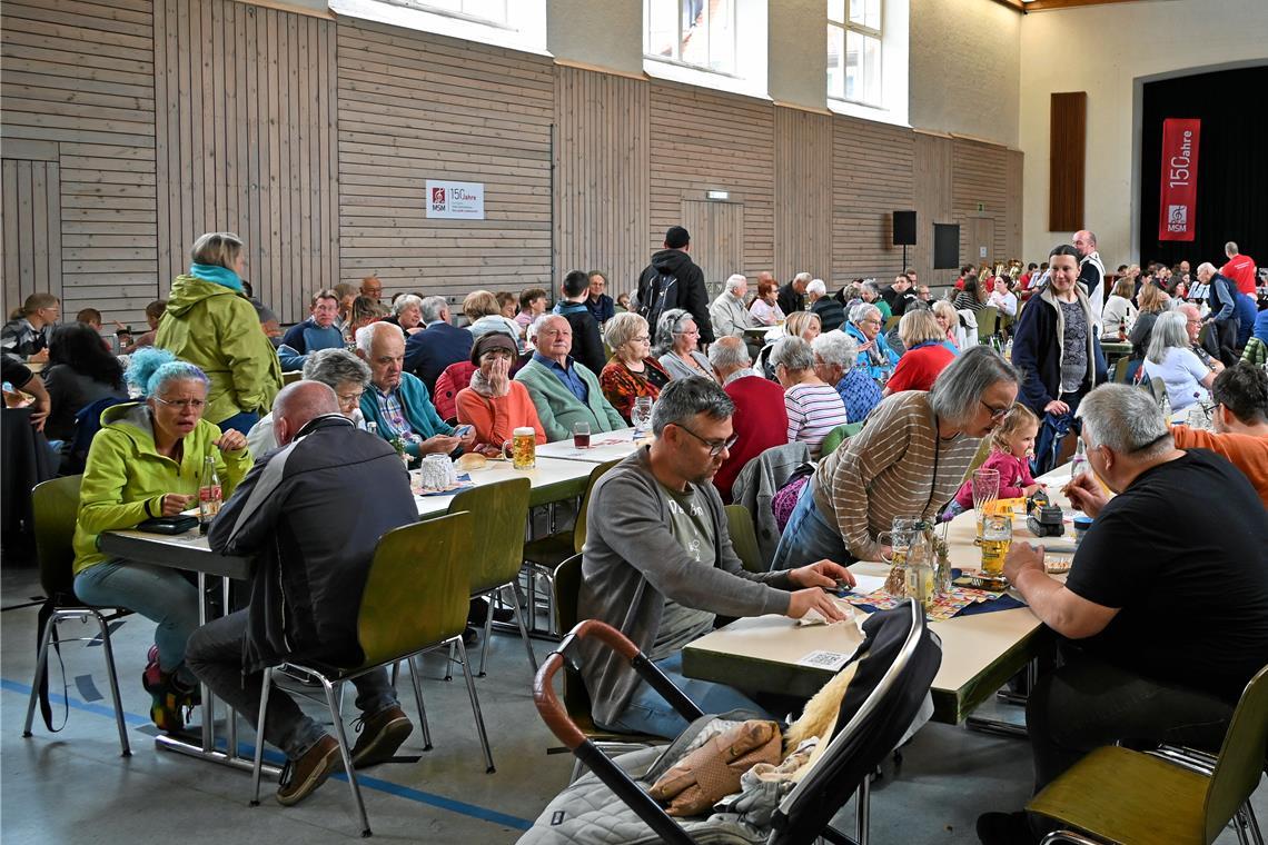 Waldfest ist auch in der Murrhardter Stadthalle ein Erfolg