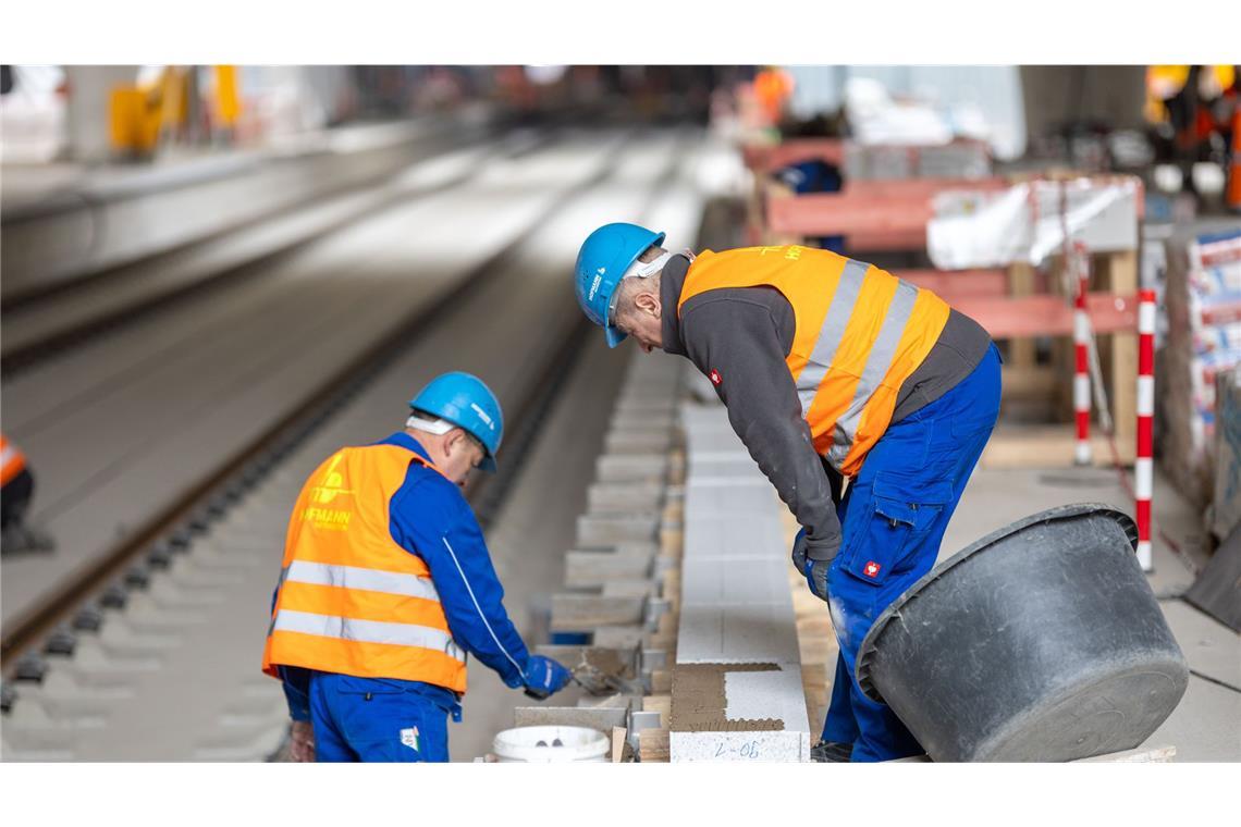Axel Milberg als Ingenieur auf der S-21-Baustelle Axel Milberg als Ingenieur auf der S-21-Baustelle