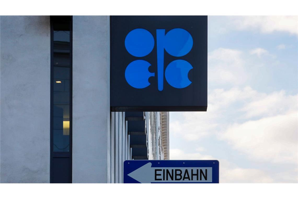 Ölkartell Opec+ verschiebt Produktions-Erhöhung erneut (Bild: Archiv)