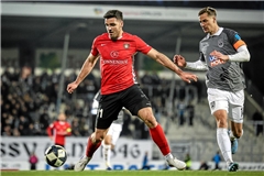 Bis zum Saisonende ist Michael Kleinschrodt noch für Großaspach am Ball, dann zieht es den Stürmer nach Aalen. Foto: Alexander Becher