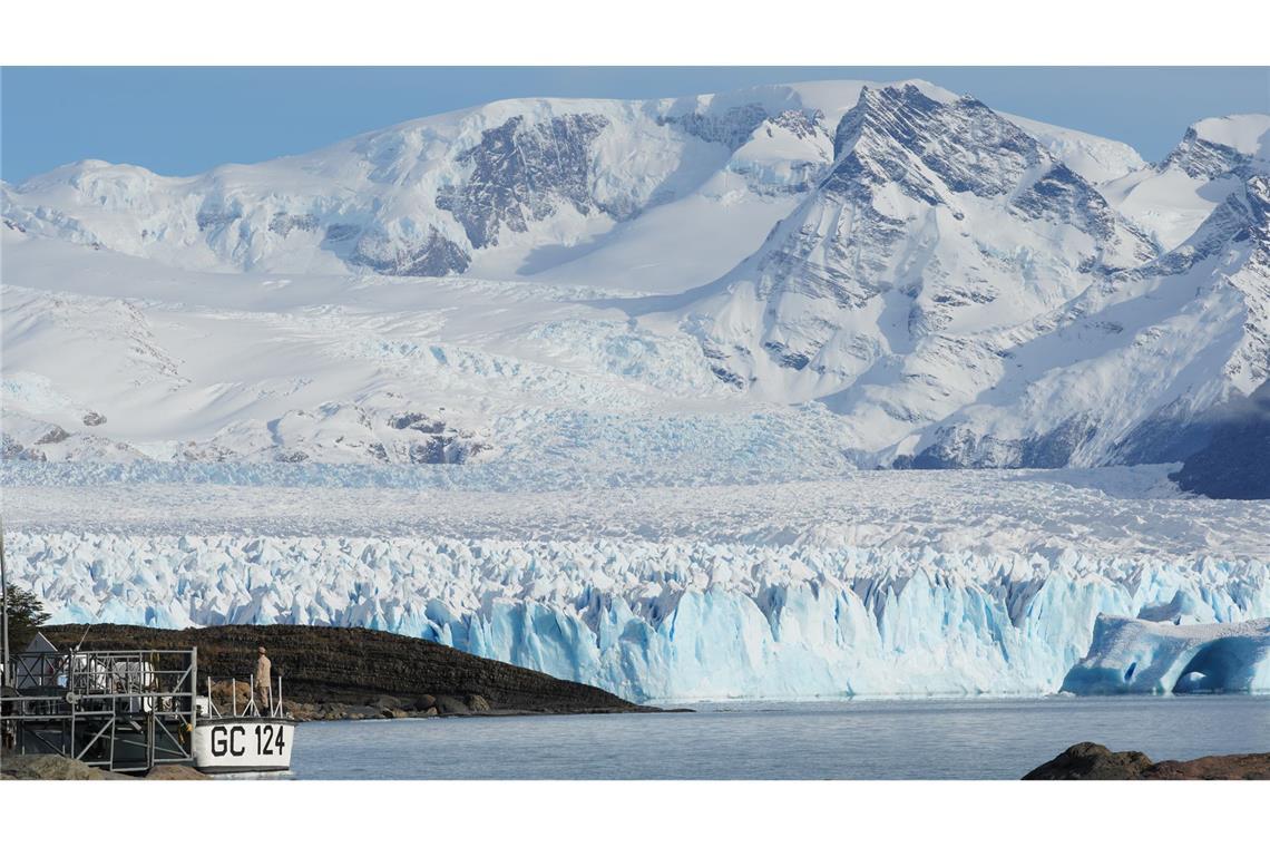 Blick auf den Perito-Moreno-Gletscher in Argentinien vor dem Weltcup im Winterschwimmen.