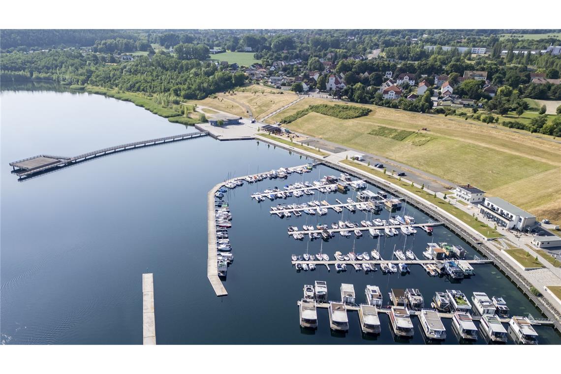 Nur Kätzchen statt Großkatze am Geiseltalsee? Blick auf die Marina Baunsbedra am Geiseltalsee. Im Fall der gesuchten Raubkatze plant das Landratsamt vorerst keine weiteren Suchaktionen (Archivfoto).