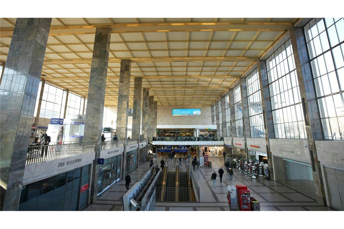 Dank Hinweis aus Deutschland – Anschlag auf Wiener Bahnhof vereitelt Blick in den Wiener Westbahnhof.