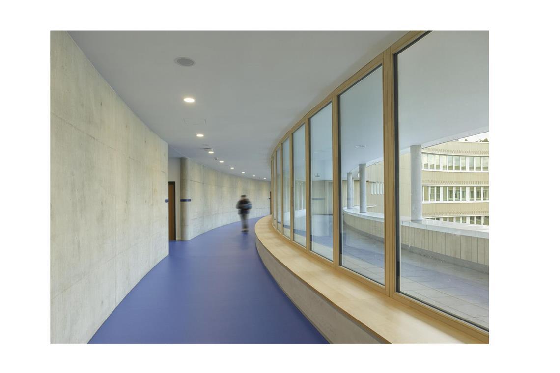 Blick ins Innere. Der Neubau von LRO erfüllt die Kriterien für eine Platin-Zertifizierung der Deutschen Gesellschaft für Nachhaltiges Bauen (DGNB).