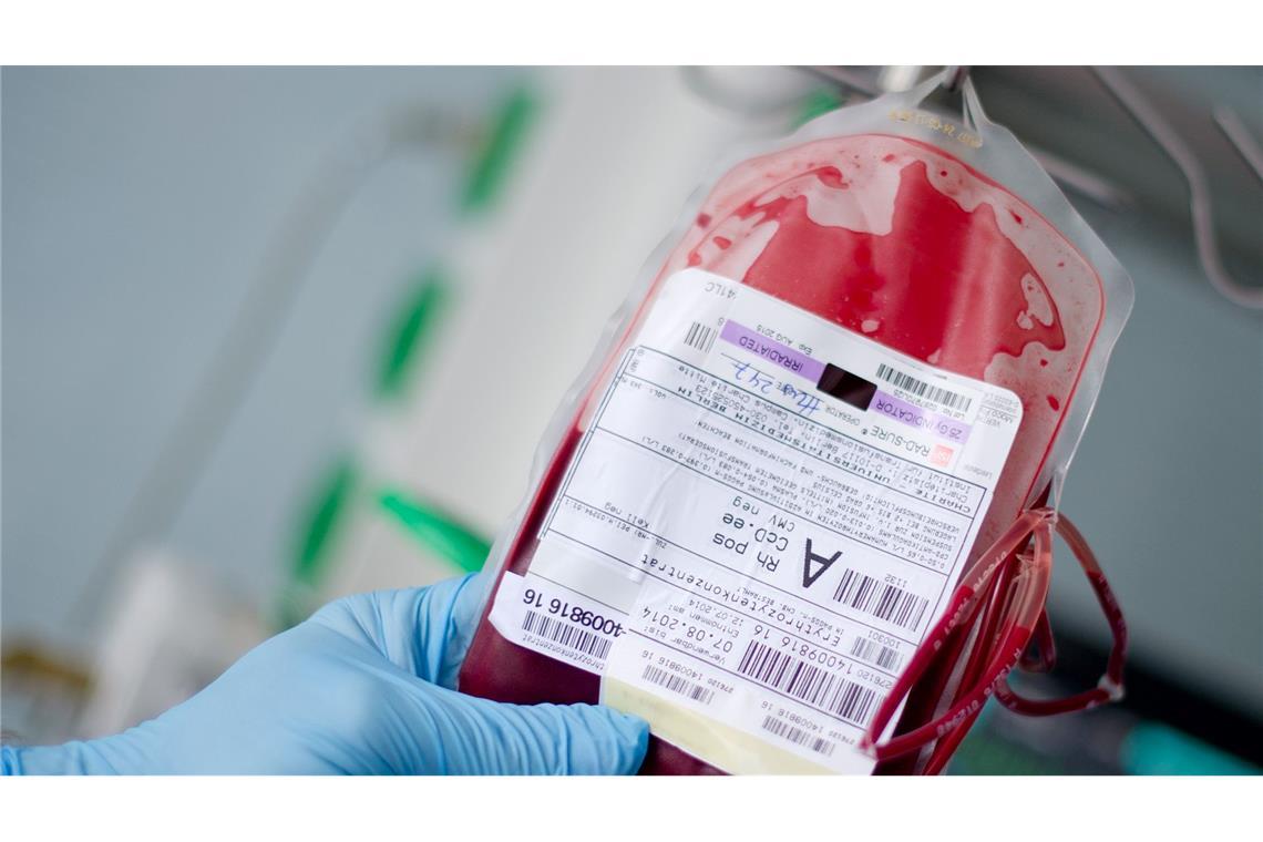 Blutspenden werden in Deutschland in Einzelbestandteile zerlegt (Archivbild).