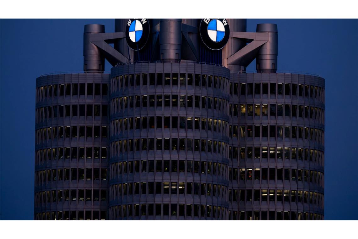 BMW ruft Hunderttausende Autos wegen Brandgefahr zurück. (Symbolbild)