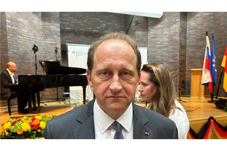Botschafter Alexander Graf Lambsdorff wurde im Streit um die Behandlung russischer Korrespondenten in Deutschland ins russische Außenministerium einbestellt. (Archivbild)