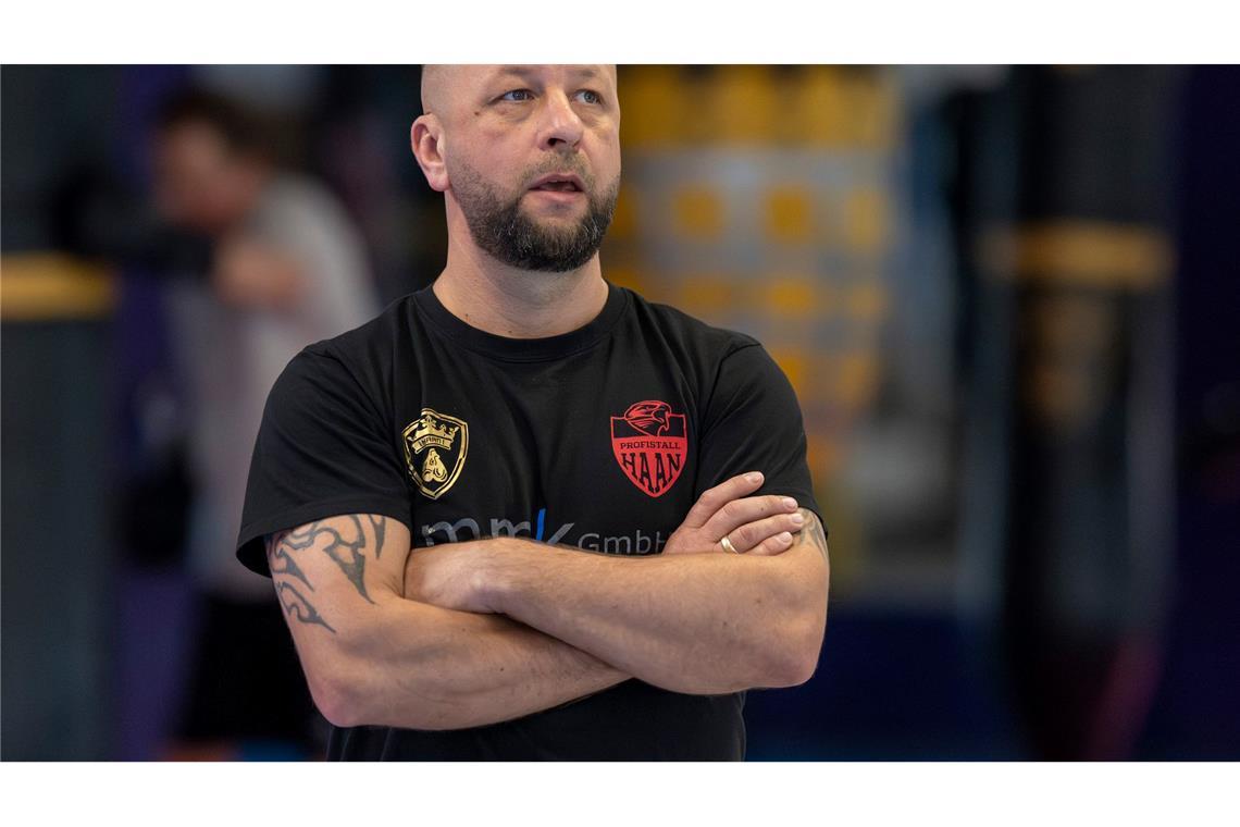 Lehrerin vor Box-Olymp: Historische Chance für "Tiny Tina" Box-Trainer Alexander Haan betreute Tina Rupprecht von Anfang an.