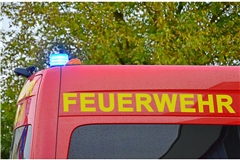 Brandstiftung im Großerlacher Teilort verursacht hohen Sachschaden. Symbolfoto: Tobias Sellmaier