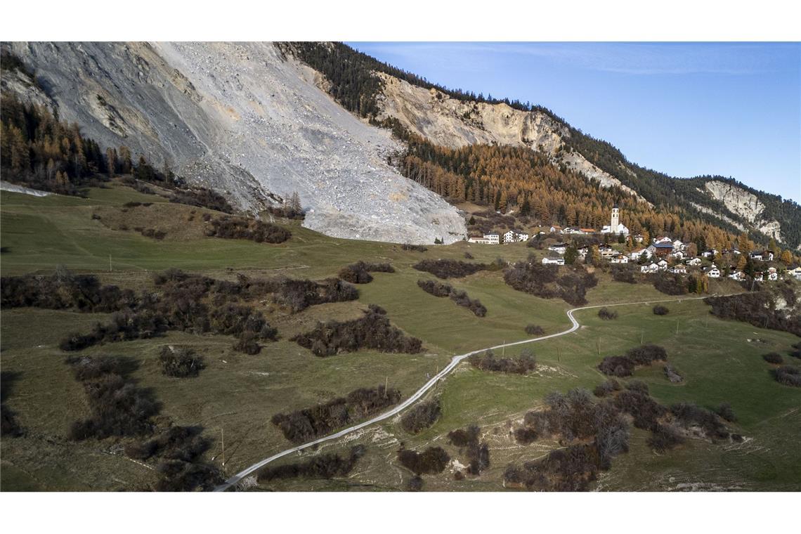 Geröll in Bewegung: Gefahr für Schweizer Dorf Brienz wächst Brienz: Die Gefahr eines neuen großen Schuttstroms ist gestiegen. (Archivbild)