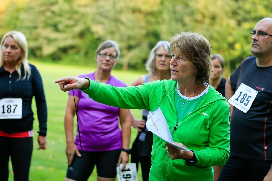 Laufend BKZ: „Bewegung wirkt wie ein Medikament“ Brigitte Würfel weist den Laufend-BKZ-Teilnehmern seit 2012 mit viel Erfolg den Weg zum Backnanger Silvesterlauf. Foto: Alexander Becher
