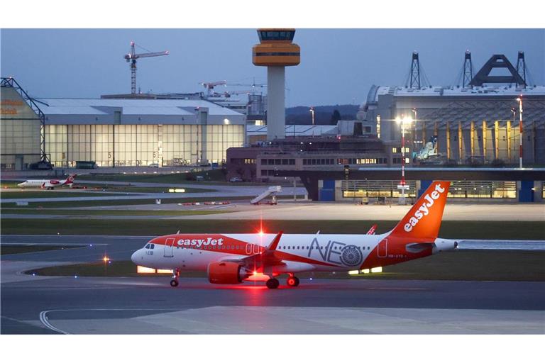 Britische Billigairline Easyjet: Der US-Investor Castlelake denkt über eine Übernahme nach