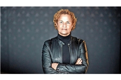 Britta Seeger ist seit März 2025 Personalchefin bei Mercedes-Benz. Davor verantwortete sie den Vertrieb.