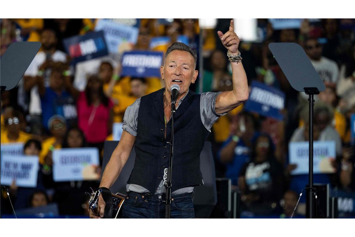 Bruce Springsteen trat im Oktober 2024 bei einer Wahlkampfveranstaltung  der Demokraten auf.