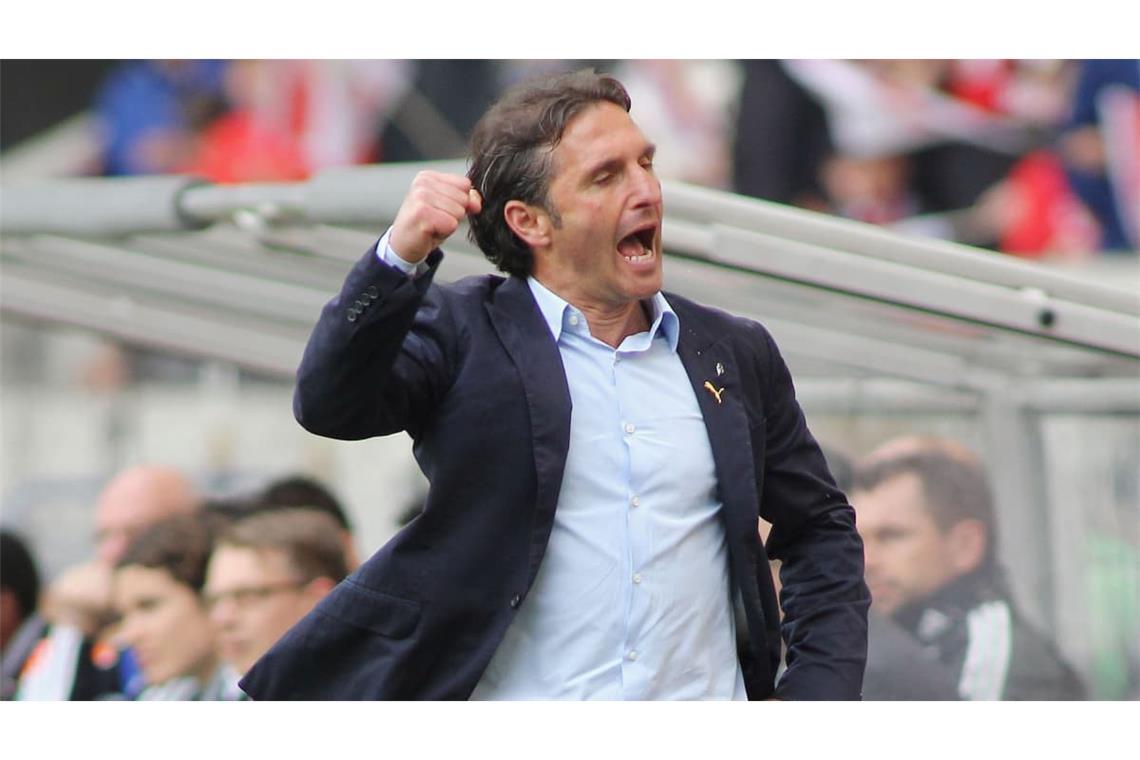 Bruno Labbadia rettete den VfB in seiner ersten Amtszeit 2011 vor dem Abstieg und führte den Club anschließend ins Pokalfinale 2013. Er war damals 987 Tage im Amt.