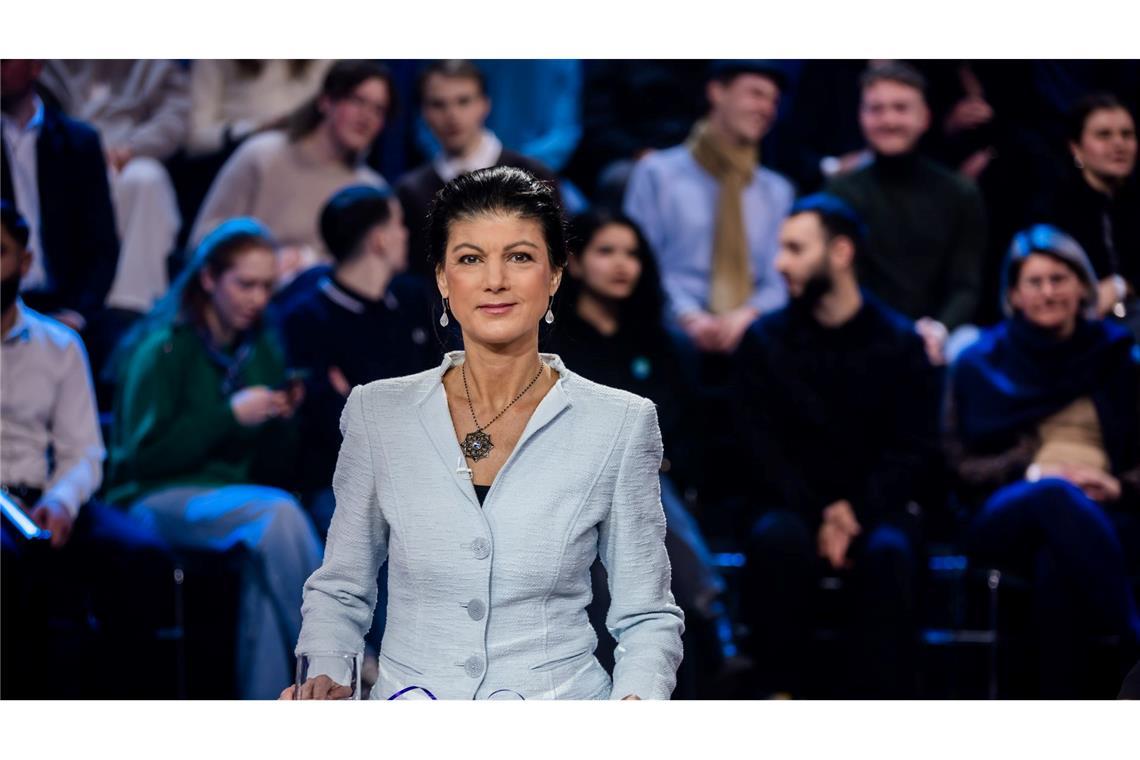 Streit der Kleineren um Positionen zu Asyl BSW-Chefin Sarah Wagenknecht wirft den Linken Realitätsverweigerung vor.