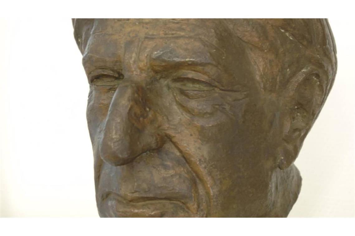 Büste des deutschen Philosophen Ernst Bloch im Ernst-Bloch-Zentrum in Ludwigshafen.