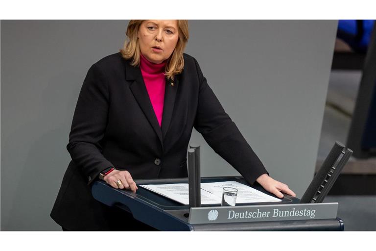 Bundesarbeitsministerin Bärbel Bas (SPD) verteidigt das Rentenpaket.
