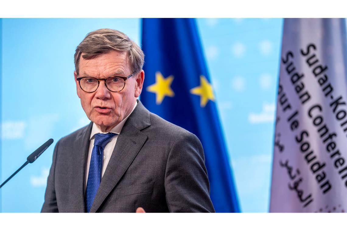 Bundesaußenminister Johann Wadephul (CDU) spricht auf der dritten Internationalen Sudan-Konferenz.