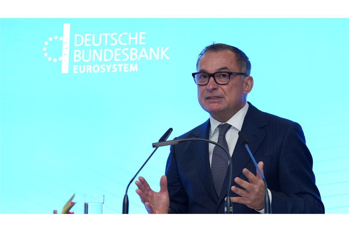 Bundesbank: Trumps Zollpläne träfen Deutschland schwer Bundesbank-Präsident Nagel warnt vor den Folgen von Trumps Zollplänen für die deutsche Wirtschaft (Archivbild).