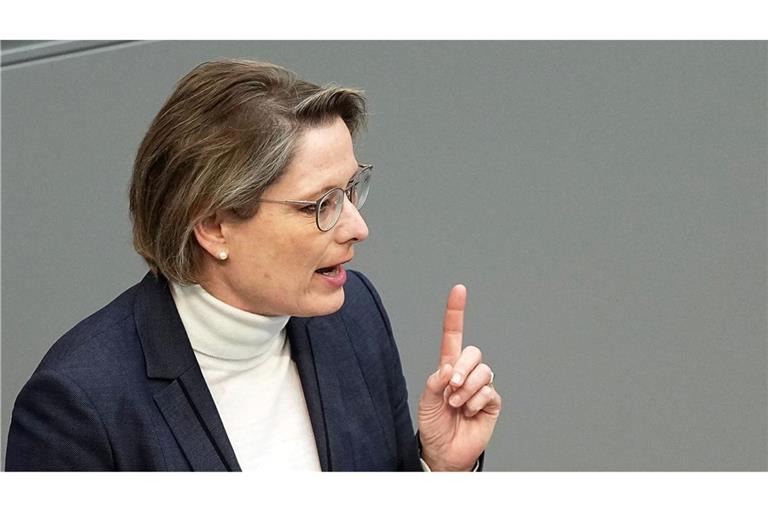 Bundesjustizministerin Stefanie Hubig will klare Regeln gegen Spanner-Fotos (Archivbild).