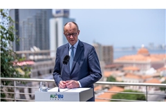 Bundeskanzler Friedrich Merz bremst Hoffnungen auf einen allzu schnellen Durchbruch bei den Ukraine-Verhandlungen.