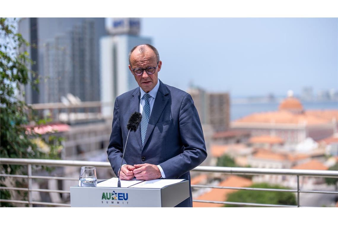 Bundeskanzler Friedrich Merz bremst Hoffnungen auf einen allzu schnellen Durchbruch bei den Ukraine-Verhandlungen.