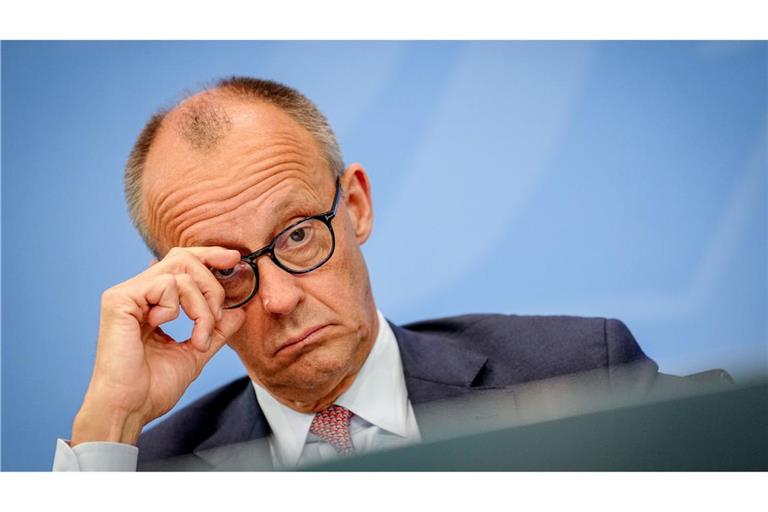 Bundeskanzler Friedrich Merz (CDU) gibt nach der Ministerpräsidentenkonferenz im Bundeskanzleramt eine Pressekonferenz.