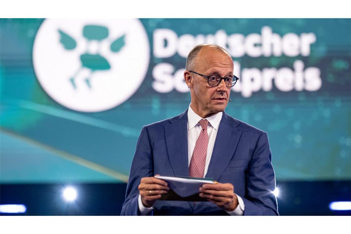Bundeskanzler Friedrich Merz (CDU) hatte für eine Kraftanstrengung in der Bildungspolitik geworben. Pisa und weitere Studien zeigen seit einigen Jahren, wie es mit den Schulleistungen in Deutschland bergab geht. (Archivbild)