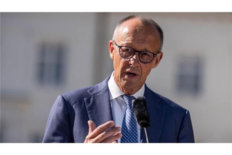 Bundeskanzler Friedrich Merz (CDU) sieht Deutschland „ganz handfest bedroht“.