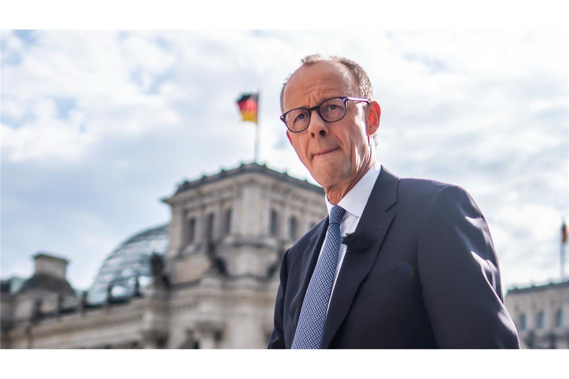 Umfrage: Mäßige Startbilanz für Merz Bundeskanzler Friedrich Merz sprach zuletzt im Bundestag von "Mut und Zuversicht": "Wir haben viel angepackt, wir haben einiges erreicht, aber es bleibt noch sehr viel zu tun". (Archivbild)