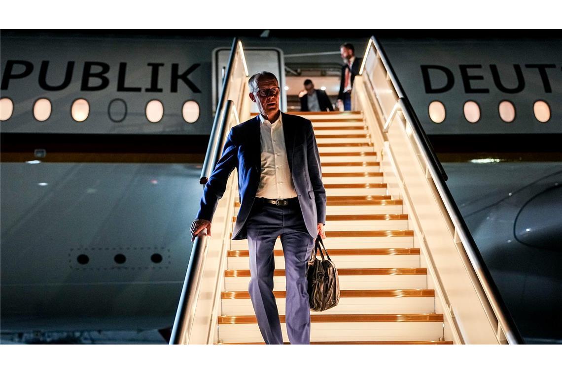 Bundeskanzler Merz landet in Belem zur Weltklimakonferenz COP30