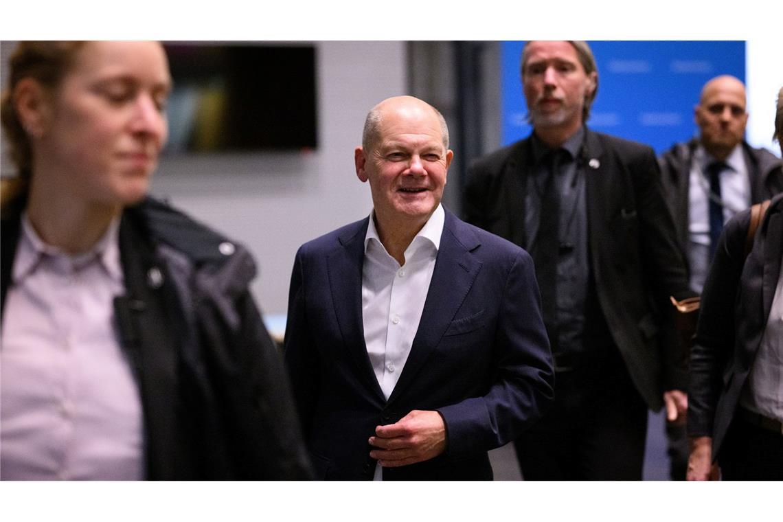 Bilder des Tages Bundeskanzler Scholz nach einem Führungstreffen der SPD. Er soll am Montag als Kanzlerkandidat nominiert werden.