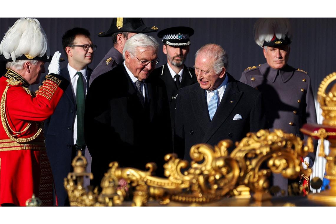 Bundespräsident Frank-Walter Steinmeier ist zu Staatsbesuch bei König Charles eingetroffen.