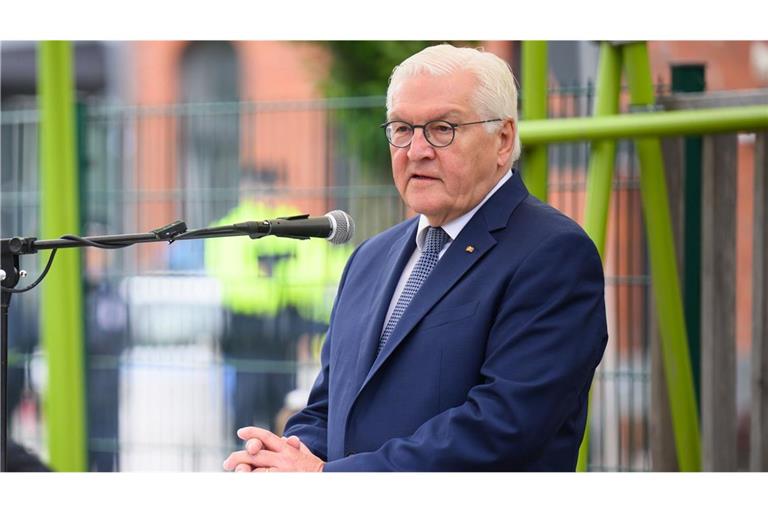 Bundespräsident Frank-Walter Steinmeier sieht das rechtsextreme „Compact“-Magazin weiterhin kritisch. <a href="/inhalt.compact-verbot-aufgehoben-bundesverwaltungsgericht.0eb849b7-90c5-4c08-a3a1-aed3264d0e24.html" target="_blank"></a>