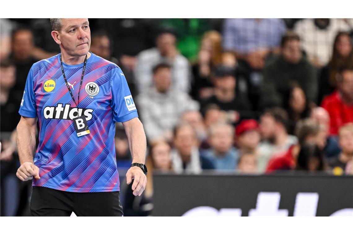 Bundestrainer Alfred Gislason fordert eine Leistungssteigerung bis zur EM.