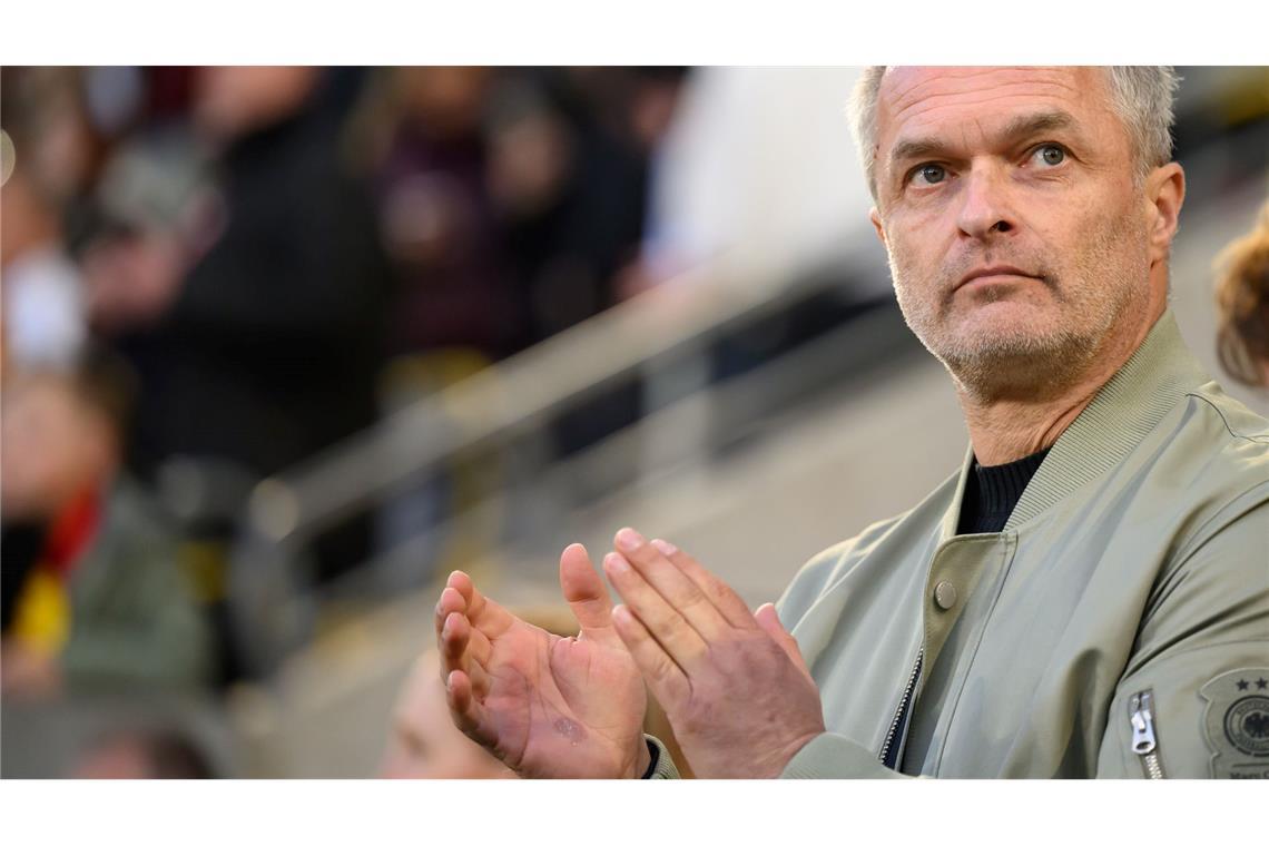 Bundestrainer Christian Wück will seiner Elf auch gegen Norwegen applaudieren.