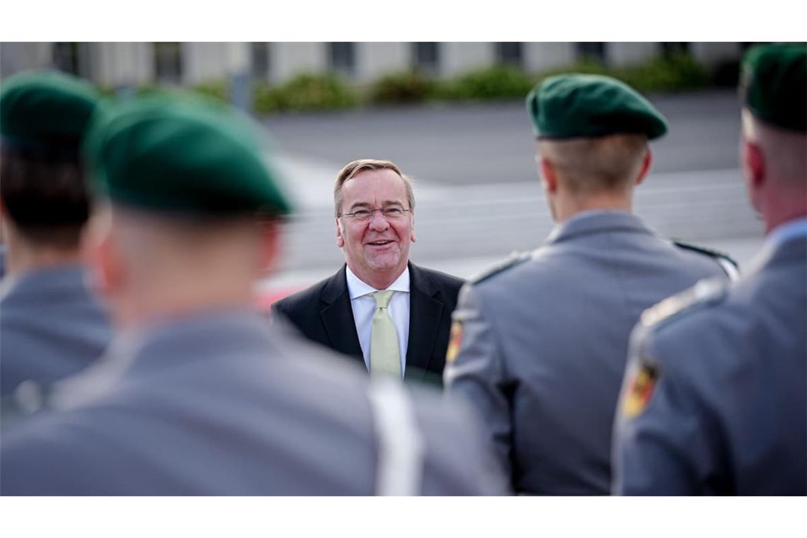 Bundesverteidigungsminister Boris Pistorius (SPD) will für die Bundeswehr ein eigenes Drohnenregiment aufstellen.