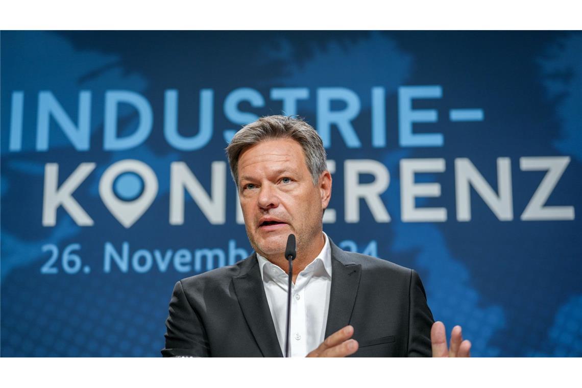 Habeck für schnelle Maßnahmen zur Entlastung der Industrie Bundeswirtschaftsminister Robert Habeck