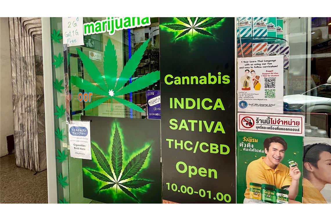 Cannabis-Shops schossen nach der Legalisierung 2022 wie Pilze aus dem Boden.