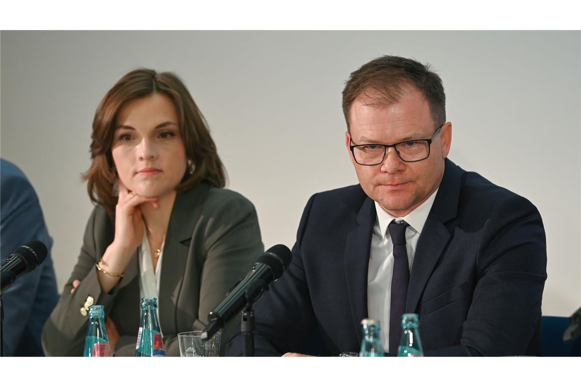 Wer ist Carsten Schneider? Carsten Schneider wird Umweltminister, seine Nachfolgerin als Ostbeauftragte ist Elisabeth Schneider (links).