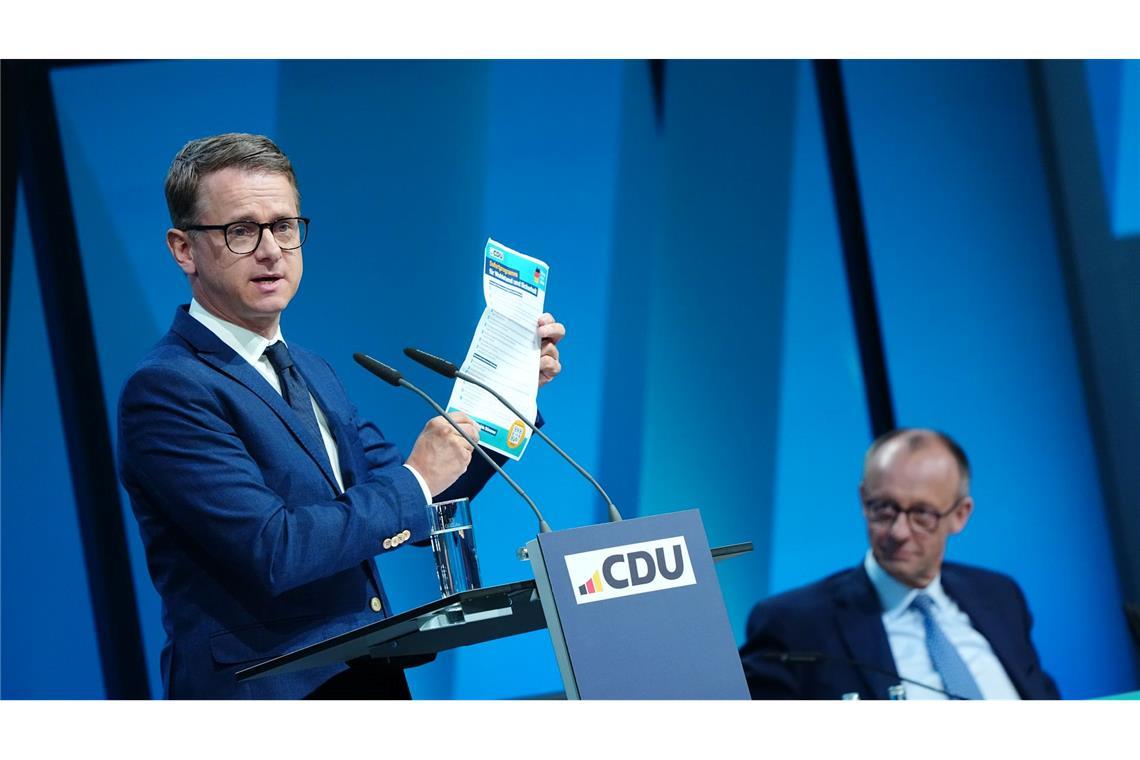 Neue Regierung rückt näher - CDU stimmt Koalitionsvertrag zu CDU-Chef Merz und Generalsekretär Linnemann werben vehement für Koalitionsvertrag.