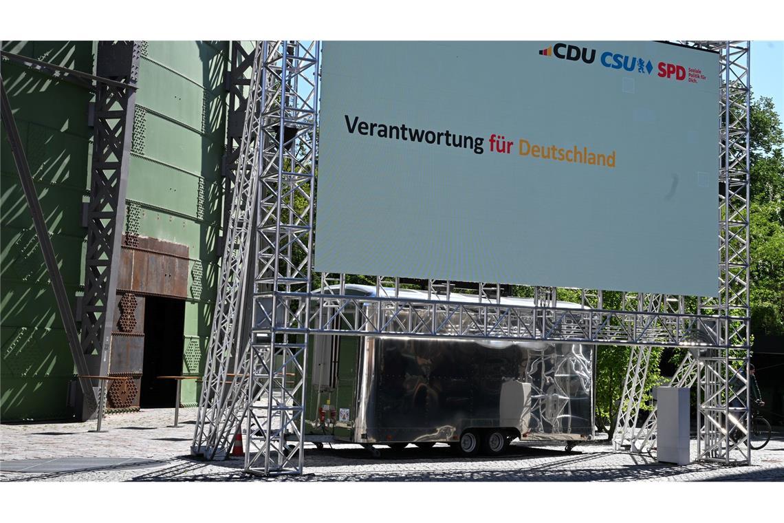 Merz: Schwarz-Rot wird Deutschland wieder nach vorne bringen CDU, CSU und SPD wollen gemeinsam "Verantwortung für Deutschland" tragen.