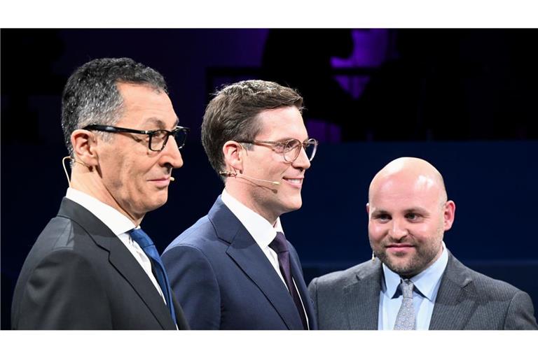 Cem Özdemir verteidigt am Dienstagabend im SWR-Triell den CDU-Spitzenkandidaten Manuel Hagel gegen den AfD-Spitzenkandidaten Markus Frohnmaier, als dieser ein Video aus dem Jahr 2018 thematisiert.