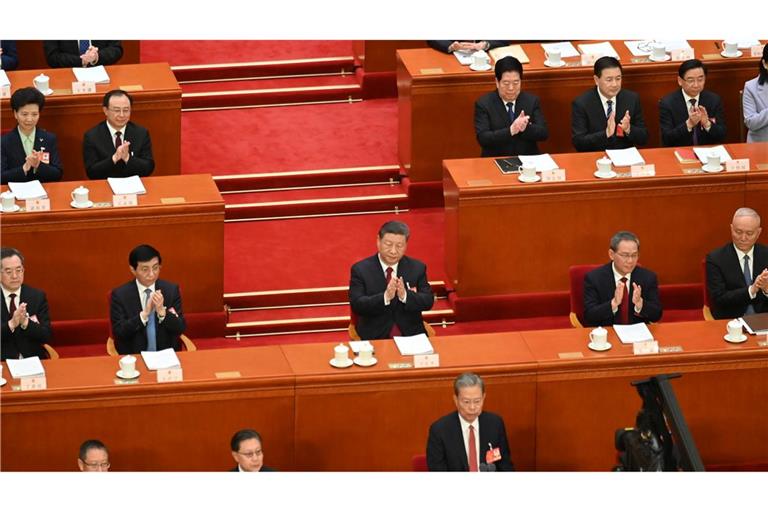 Chinas Regierung unter Präsident Xi Jinping will mehr Geld in die Hand nehmen, um die Wirtschaft des Landes zu stützen.