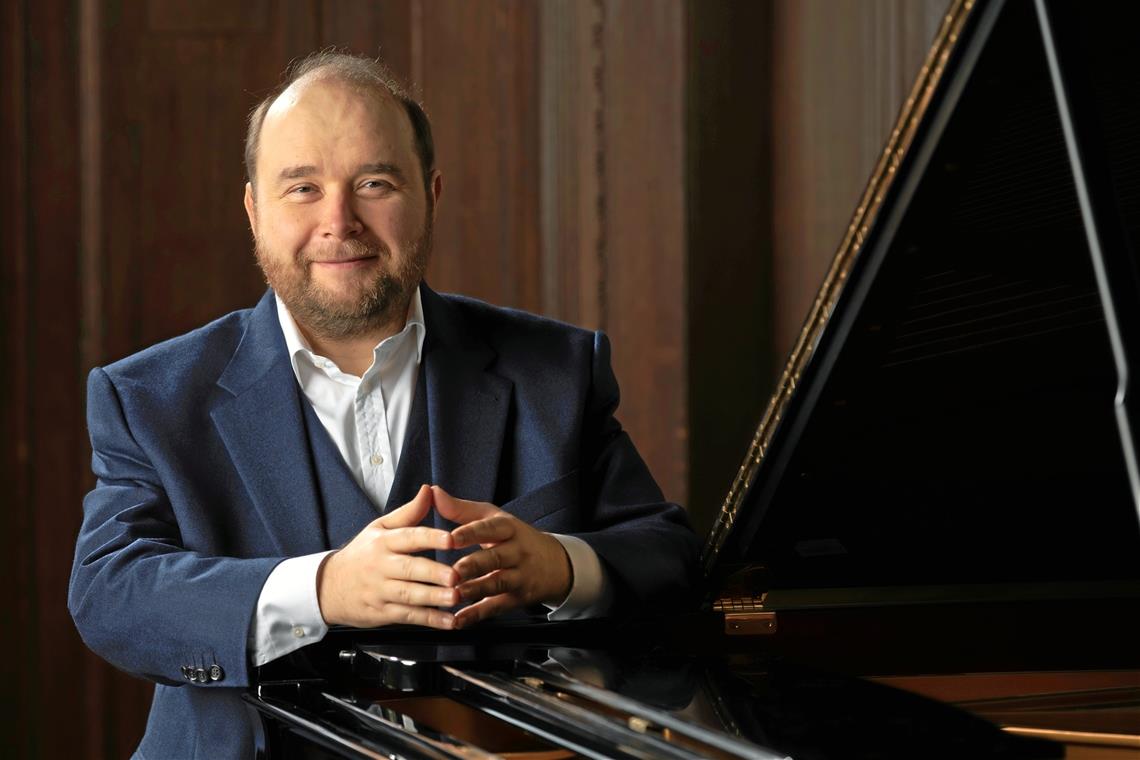 Hungrig auf die Kunst des Unterrichts Christian A. Pohl freut sich auf die Premiere als neuer Leiter der Klavierakademie Murrhardt. Foto: Joerg Singer